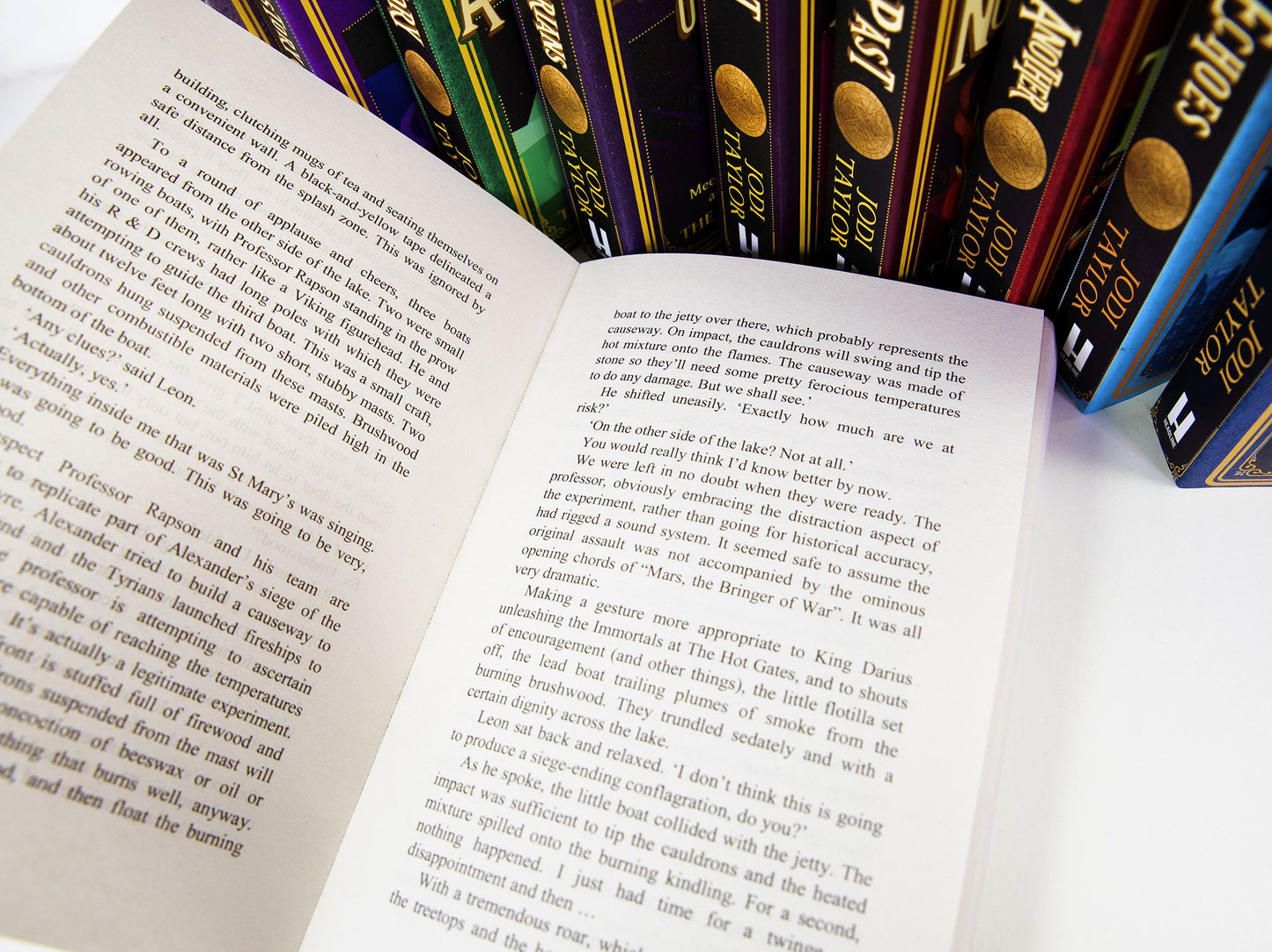 Chronicles of St Marys 10 Books by Jodi Taylor - Young Adult - Paperback